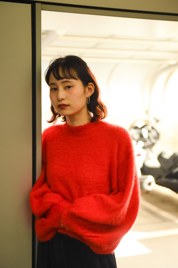 萌子さん - ベルシュカ(Bershka)、ジュエティ(jouetie)｜青山・表参道ストリートスナップ - 写真2