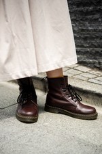 三橋 トモさん - ドクターマーチン(Dr. Martens)、ダニエル・ウェリントン(Daniel Wellington)｜原宿ストリートスナップ4