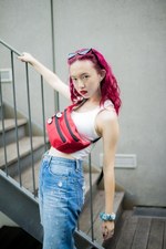 バーク アシュリーさん - アメリカンイーグル アウトフィッターズ(AMERICAN EAGLE OUTFITTERS)、ジョーズ(JOE'S)｜原宿ストリートスナップ3