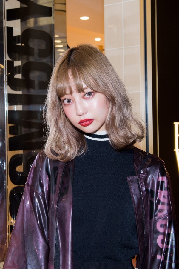 中村 里砂さん - レッド ヴァレンティノ(REDValentino)｜青山・表参道ストリートスナップ - 写真2