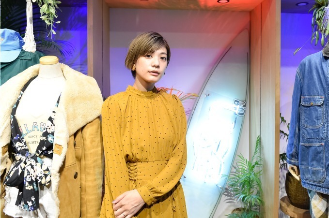 石川 瑠利子さん - ニコアンド(niko and ...)、アグ(UGG)｜銀座ストリートスナップ - 写真2