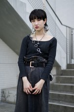 乾 里咲子さん - ヴィヴィアン・ウエストウッド(Vivienne Westwood)、マメ クロゴウチ(Mame Kurogouchi)｜原宿ストリートスナップ3