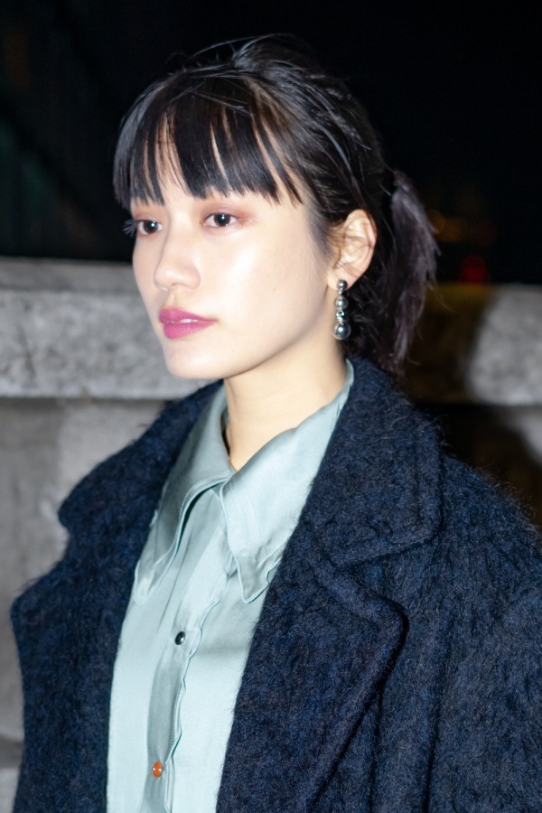 甲斐 まりかさん - アクネ ストゥディオズ(Acne Studios)、クロエ(Chloé)｜原宿ストリートスナップ - 写真3