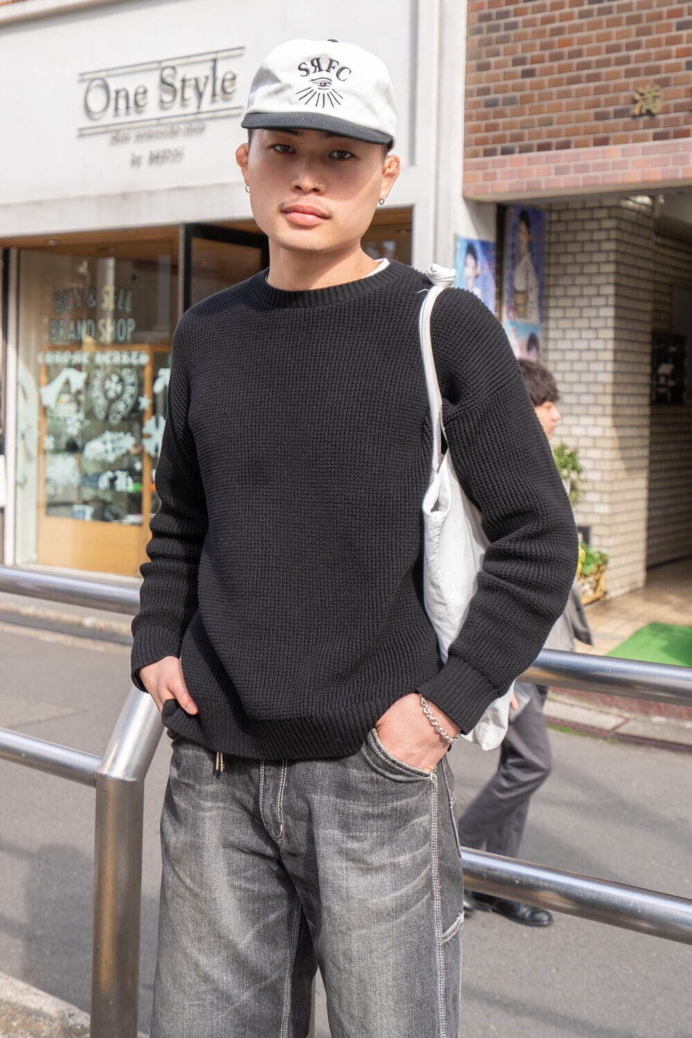 鈴木 しゅんたさん - カーハート(CARHARTT)、ギャップ(GAP)｜原宿ストリートスナップ - 写真2