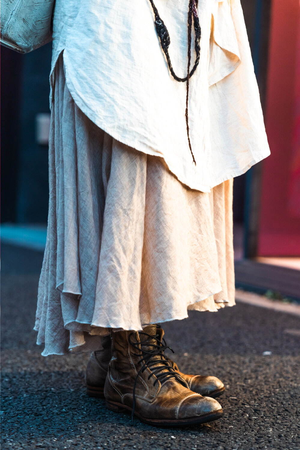 福永 愛莉さん - ミハラ ヤスヒロ(MIHARA YASUHIRO)、カガリユウスケ(Kagari Yusuke)｜原宿ストリートスナップ - 写真6