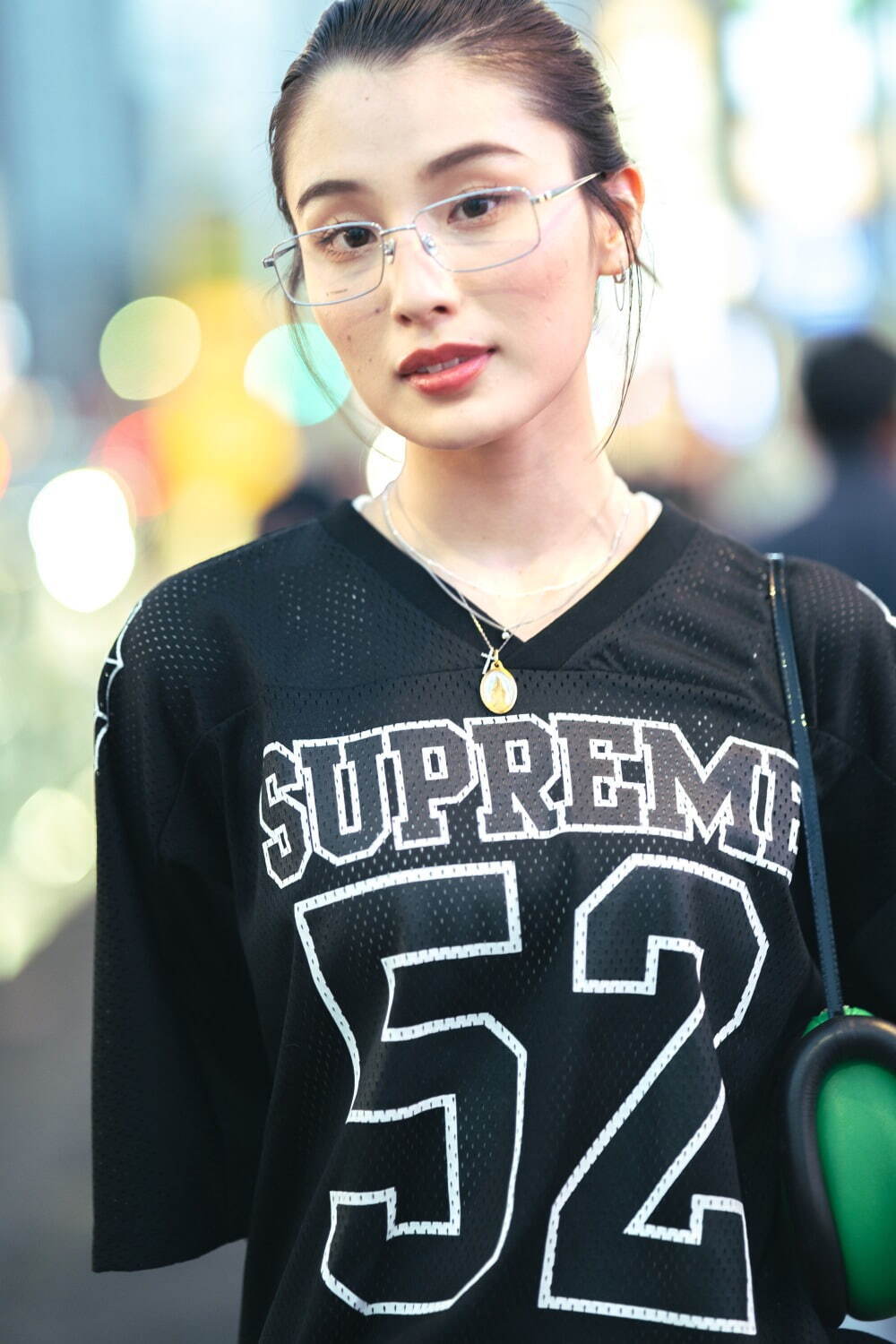 長谷川 ひらりさん - シュプリーム(Supreme)、アレキサンダー ワン(alexanderwang)｜原宿ストリートスナップ - 写真4