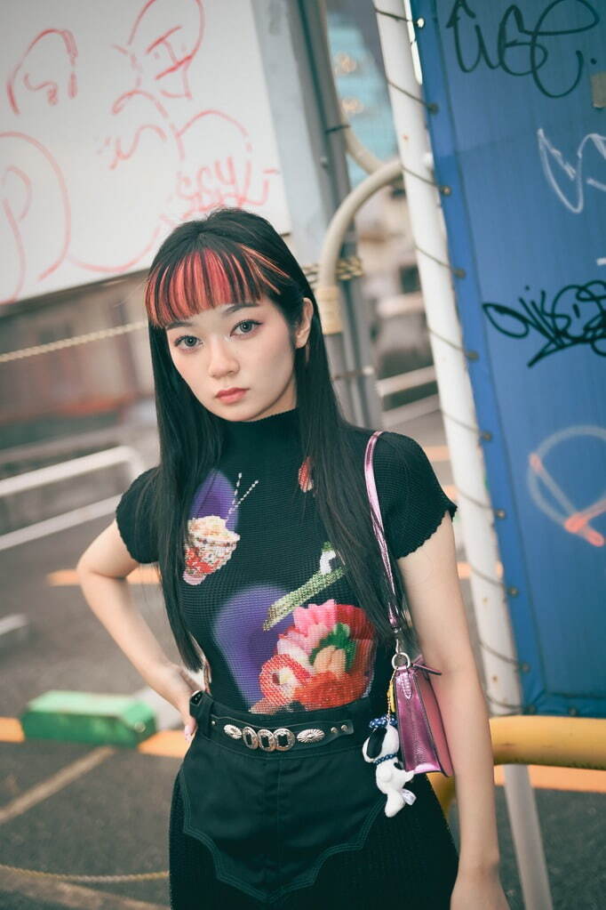 市村 愛さん - トーガ(TOGA)、コーチトピア(Coachtopia)｜原宿ストリートスナップ - 写真2