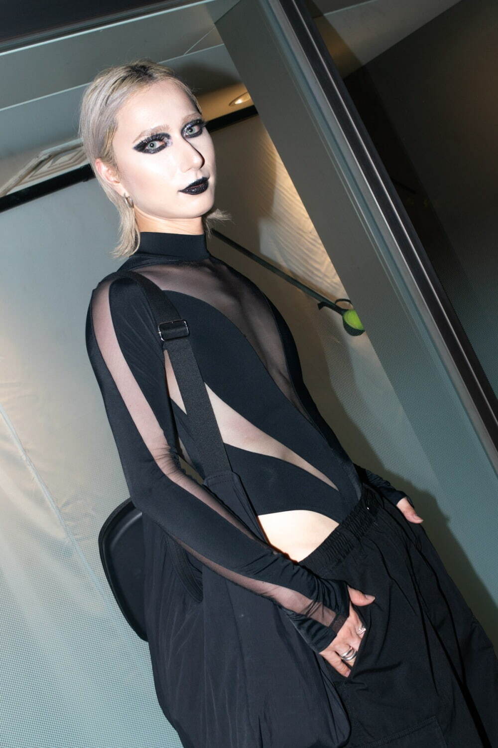 CLOUDOMさん - ジーユー(GU)、ミュグレー(MUGLER)｜渋谷ストリートスナップ - 写真4