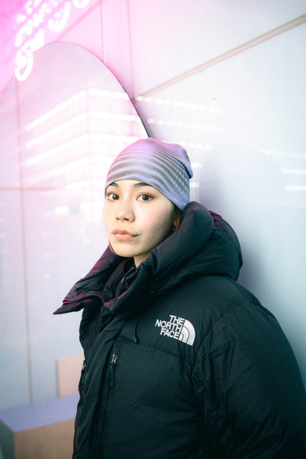 湯川 未来さん - ザ・ノース・フェイス(THE NORTH FACE)、アクネ(Acne)｜原宿ストリートスナップ - 写真3