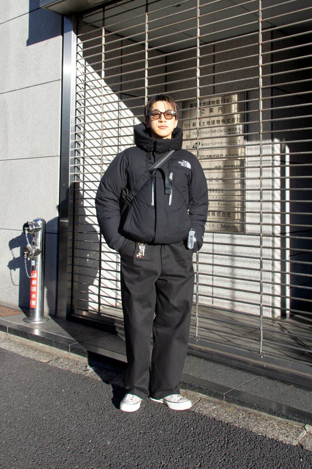 山田 幹さん - ザ・ノース・フェイス(THE NORTH FACE)、コンバース(CONVERSE)｜新宿ストリートスナップ1