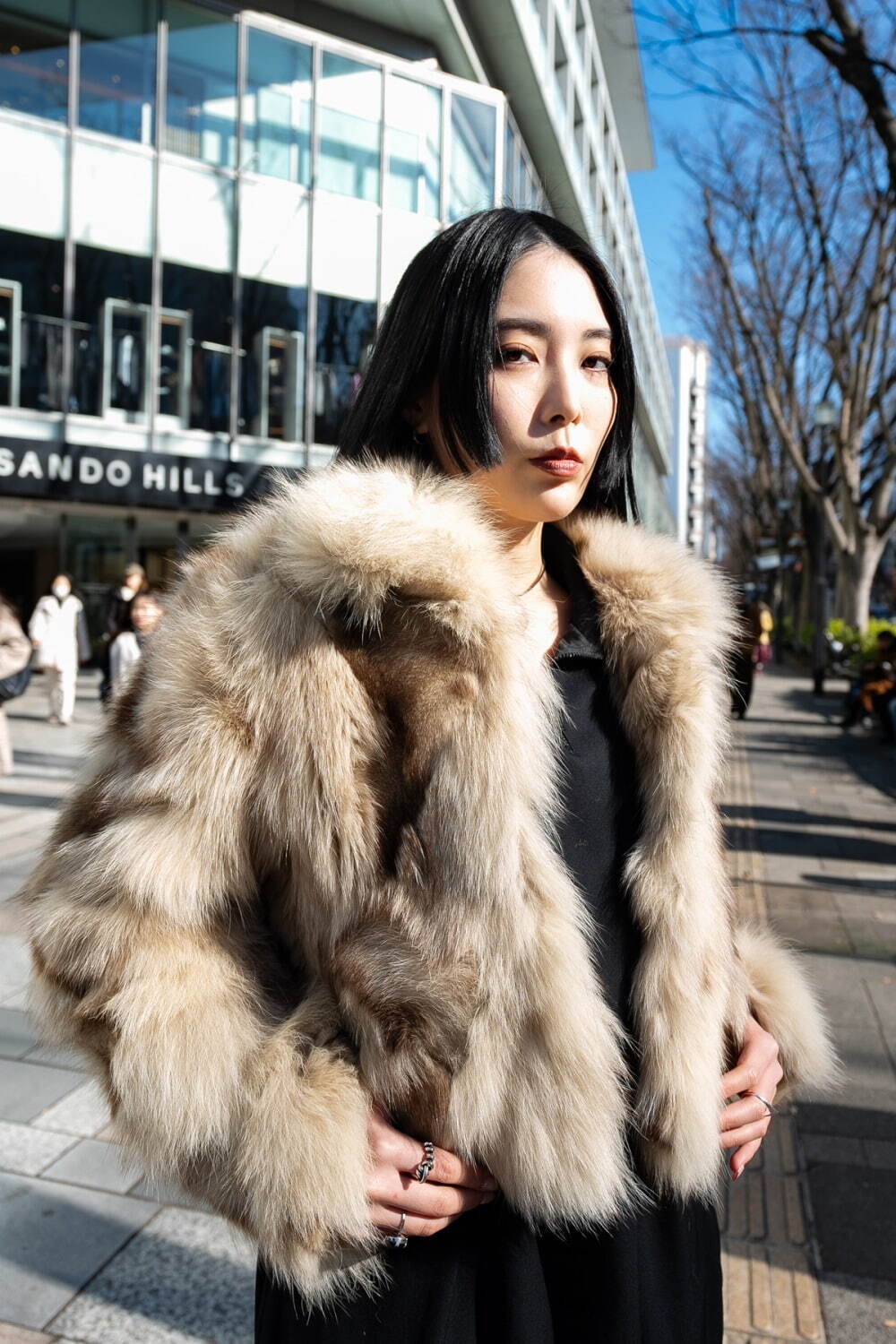 吉川 みのりさん - トーガ(TOGA)、ヨウジヤマモト(Yohji Yamamoto)｜青山・表参道ストリートスナップ - 写真2