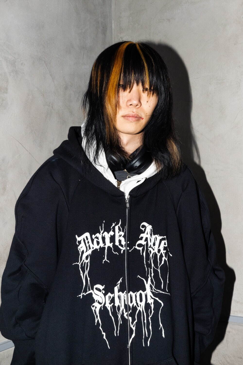 山中 光さん - ケイスケヨシダ(KEISUKEYOSHIDA)、ヴェトモン(VETEMENTS)｜原宿ストリートスナップ - 写真2