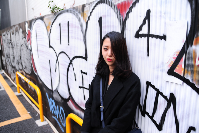 丸山 侑希子さん - ザラ(ZARA)、ドクターマーチン(Dr. Martens)｜原宿ストリートスナップ - 写真12